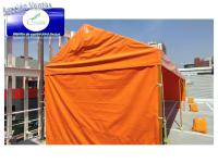 Venta de toldo anaranjado con cortinas